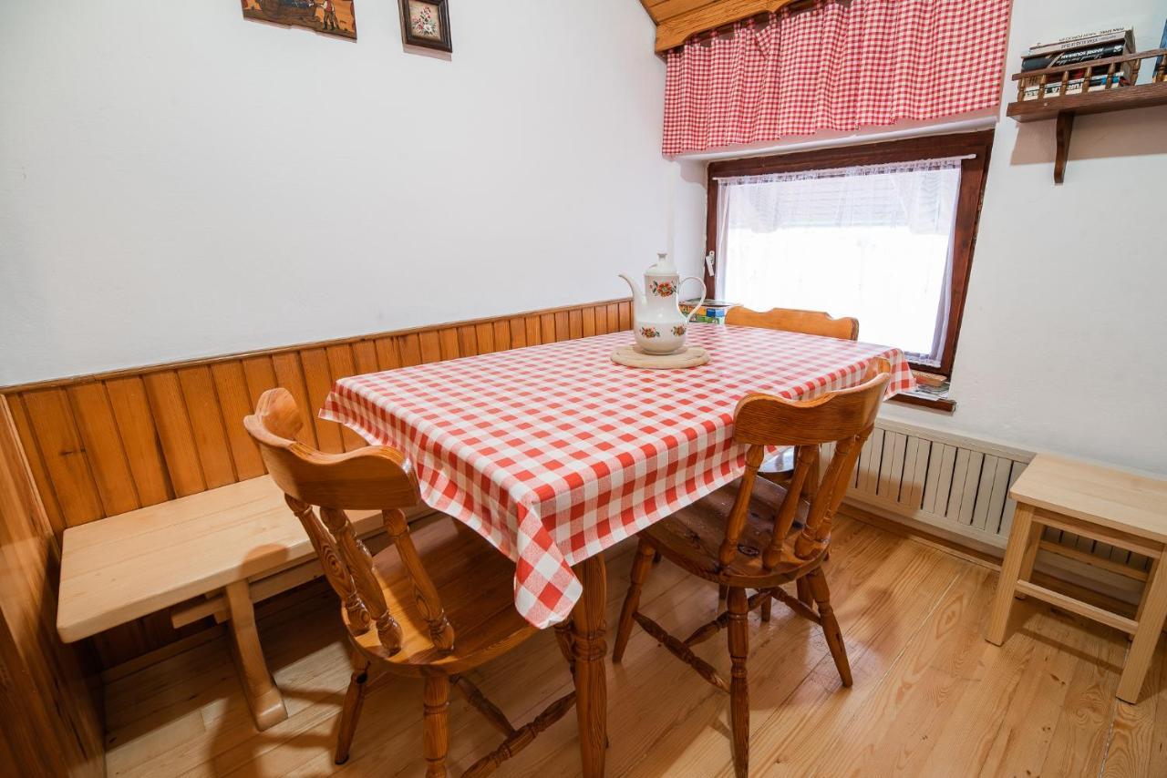 Farm Stay Zagar Mozirje Ngoại thất bức ảnh
